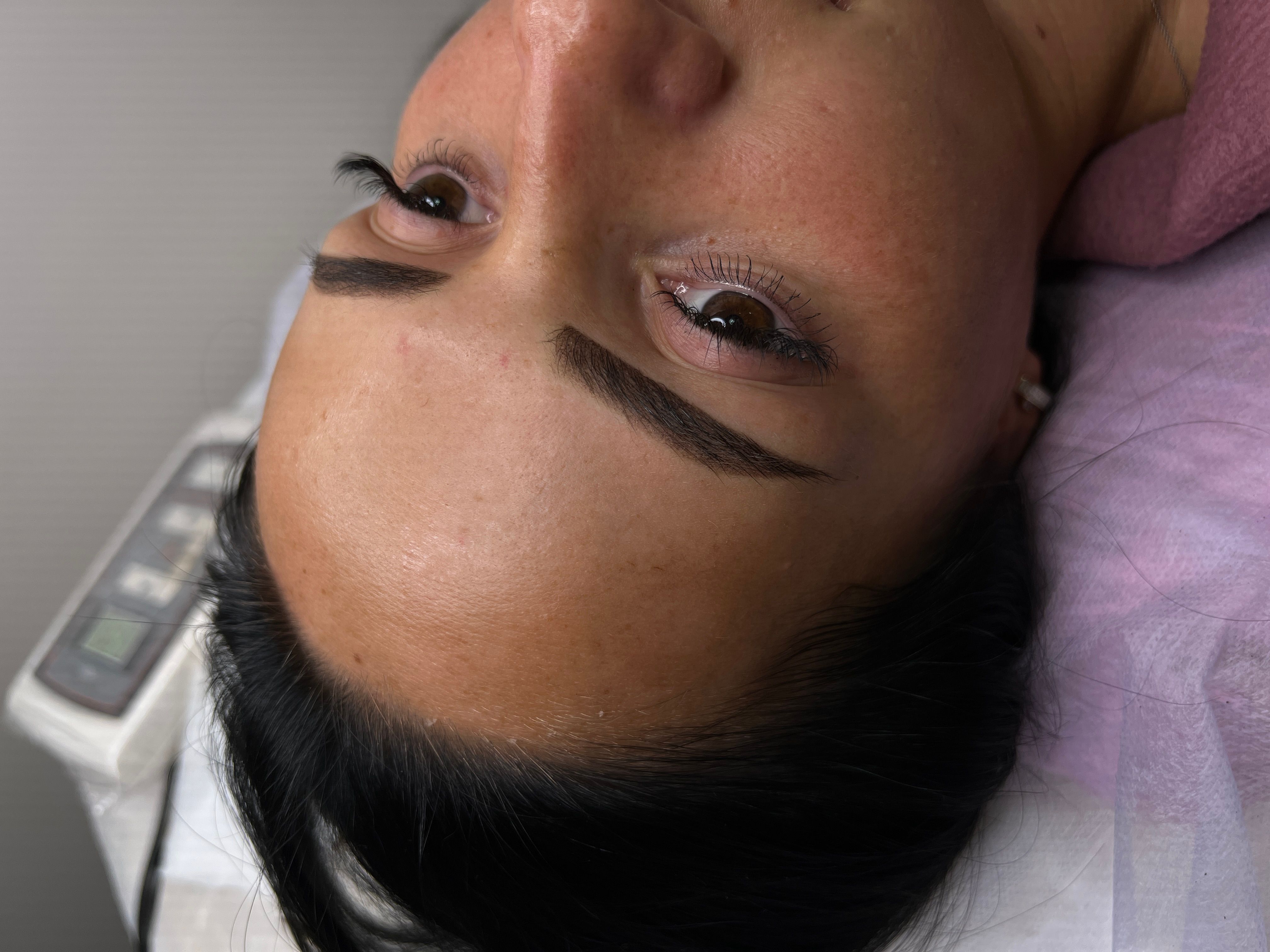 ПЕРМАНЕНТНЫЙ МАКИЯЖ БРОВЕЙ