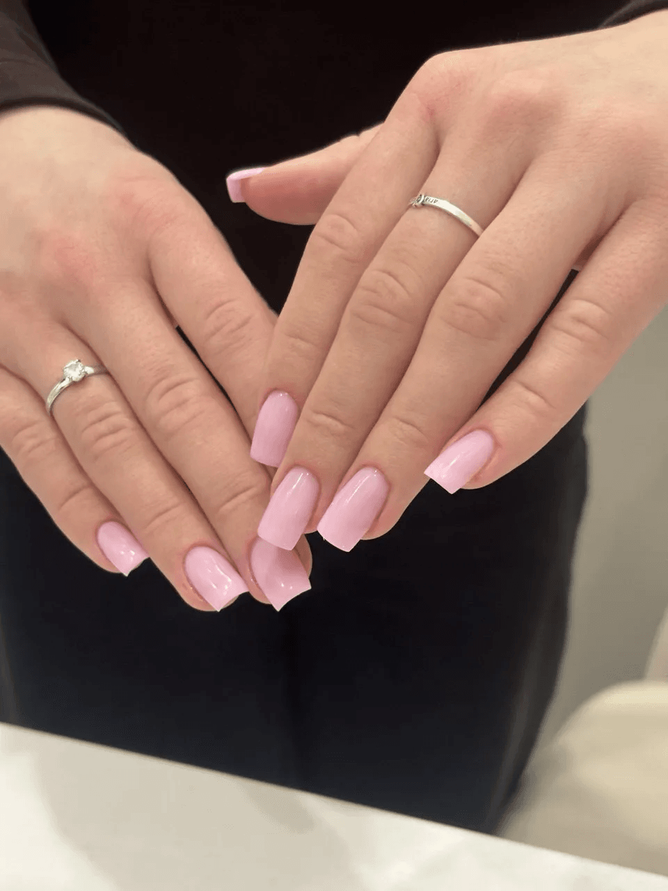 наращивание ногтей